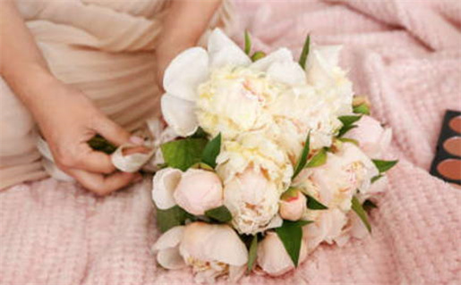 2025年农历十月初九结婚行不行 办喜事算好日子？