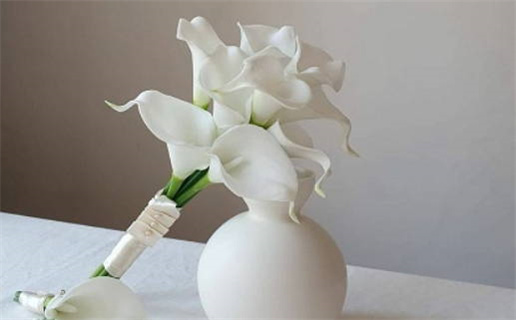 2026年农历四月初四是否符合乔迁吉日？ 适合入新宅吗？