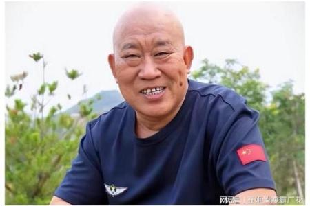 歪嘴面相解析：生活中需要注意的性格特征