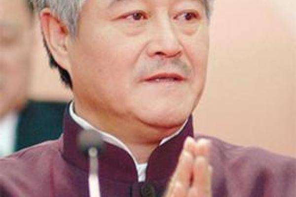 赵本山八字命理如何影响其成就与家庭