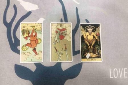 天蝎座今日运势：情感与事业的双重考验