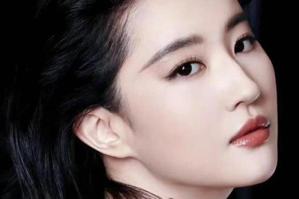刘亦菲属什么生肖揭秘，带你了解她的生肖与性格特点