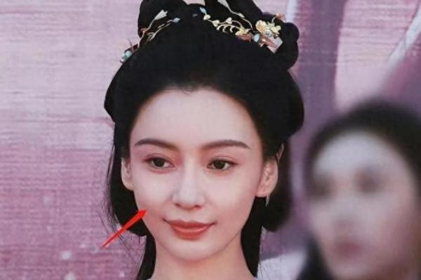 嘴歪面相揭示的健康暗示与性格特点