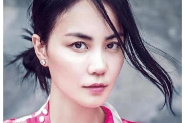 从王菲的八字看她的音乐才华与人生起伏