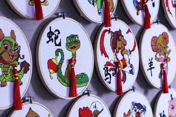 水肖生肖分析及其特点