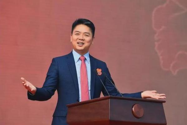 通过刘强东手相图解商业巨头的智慧之源