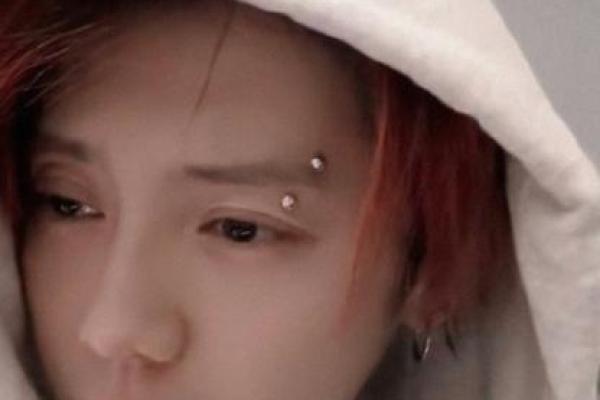 鹿晗手相分析：从掌纹看明星性格