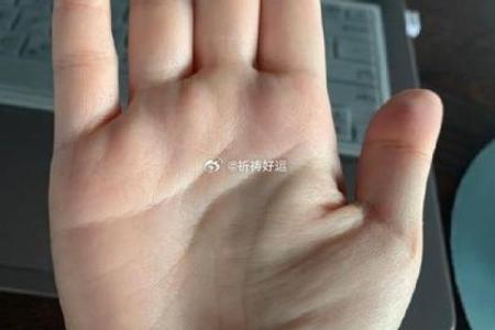 手相川字纹男性财运揭秘：揭秘你的财富运势密码