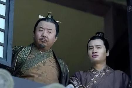揭秘：频繁看手相，竟隐藏这些惊人秘密