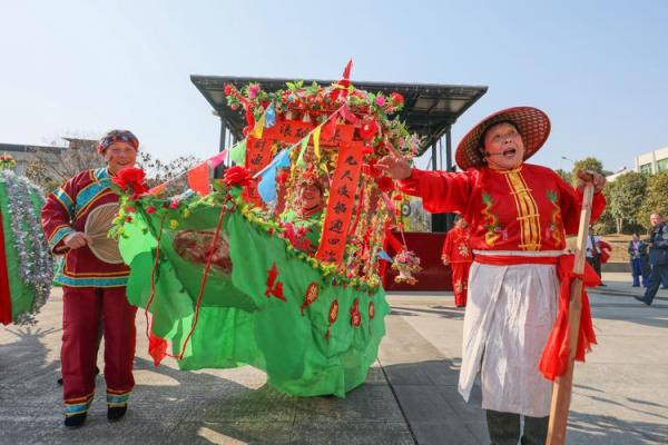20民俗盛宴：揭秘传统节日的独特魅力