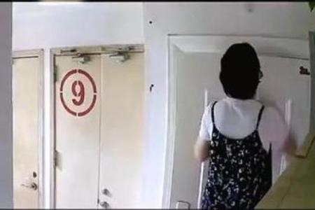 邻居门外放一双鞋，竟暗藏风水大秘密