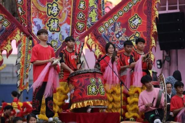 初九狂欢：揭秘全民共庆的传统节日习俗盛宴