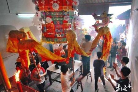 4民俗盛宴：揭秘传统节日背后的神秘习俗