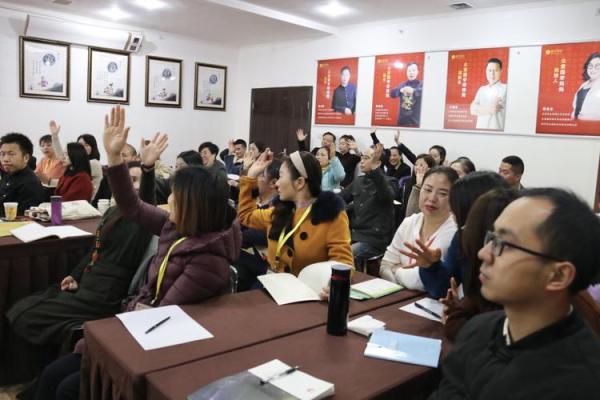 五行火行业的多元化发展路径，你准备好了吗？