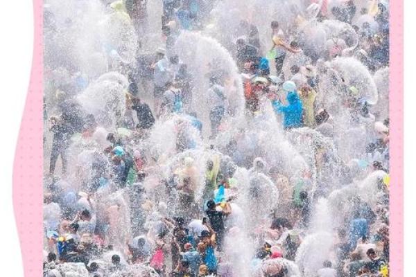 傣族泼水狂欢：揭秘东南亚最盛大民俗盛会的奥秘