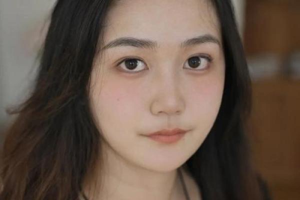 五官如画，运势翻番：揭秘那些让人过目难忘的绝世面相