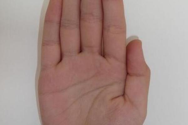 揭秘：手相中指根部肉鼓起的秘密，竟隐藏这惊人运势
