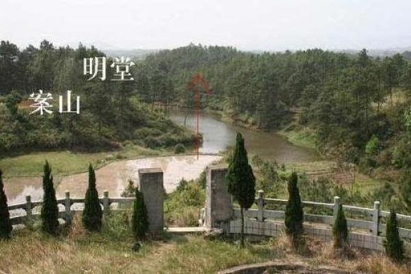 揭秘：祖坟风水竟与光棍命运息息相关