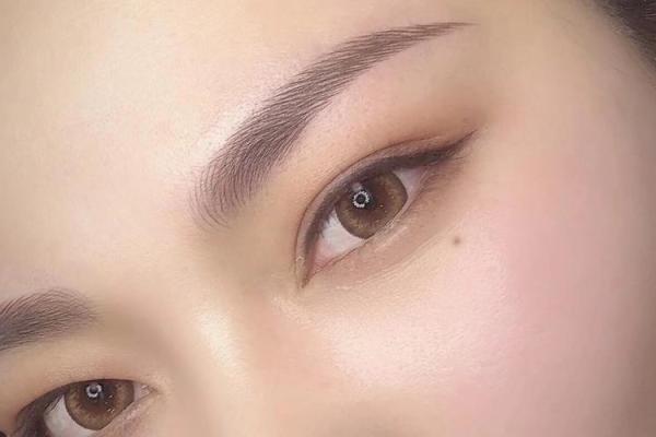 风水秘籍：什么眉型最适合你，财运亨通、福星高照