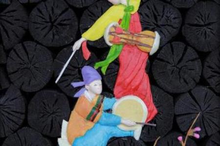 朝鲜族春节：传承千年的民俗盛宴，揭秘传统节日魅力
