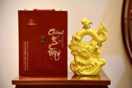 水龙腾跃，地支相随