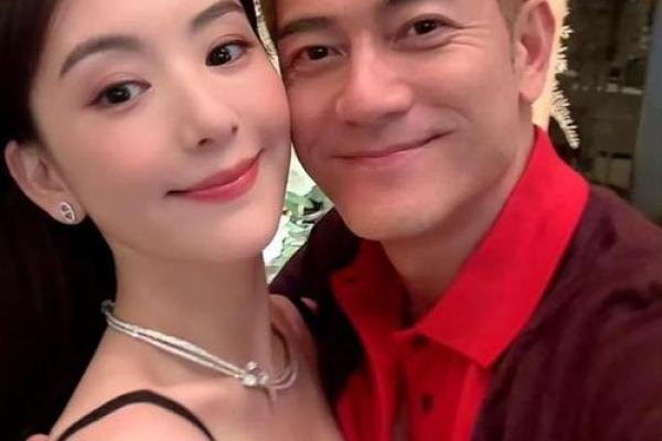 方媛面相解析：揭秘明星的美丽秘诀