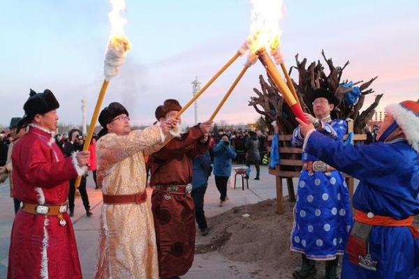 揭秘蒙古族传统节日：狂欢狂欢，传承千年的草原民俗盛宴
