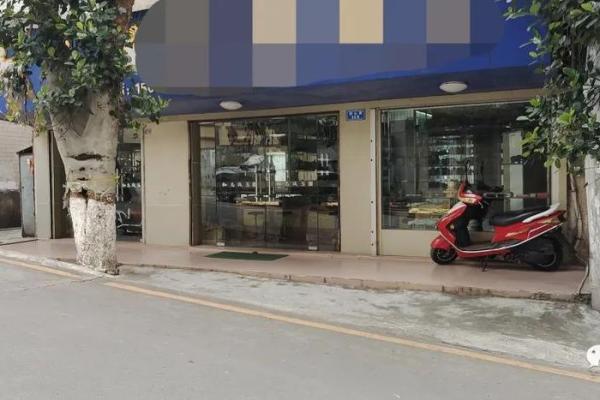 商铺风水揭秘：二楼市值飙升的秘密武器