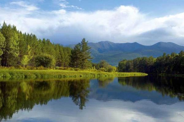 霞五行属什么，揭秘背后的奥秘