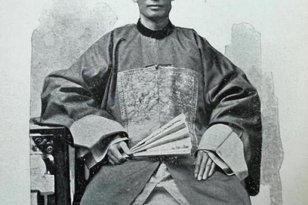 光绪八字分析:帝王的命运究竟为何如此波动 光绪八字分析:帝王的命运究竟为何如此波动