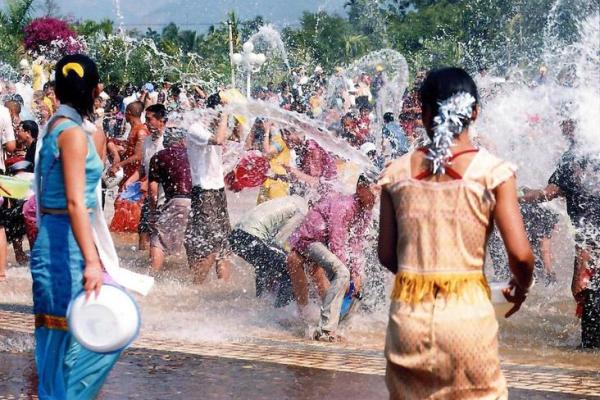 水族端节狂欢:揭秘千年传承的民俗盛宴 水族端节狂欢:揭秘千年传承的民俗盛宴