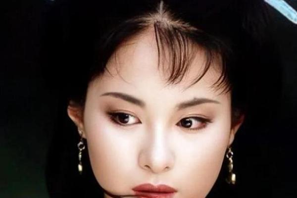 眼尾痣:神秘女星的性感密码? 眼尾痣:神秘女星的性感密码?