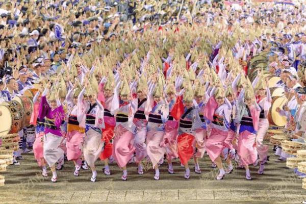 揭秘日本传统节日魅力：千载传承的民俗风情